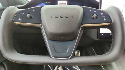 2023 Tesla Model S Plaid