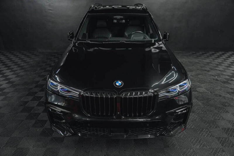 2020 BMW X7 M50i