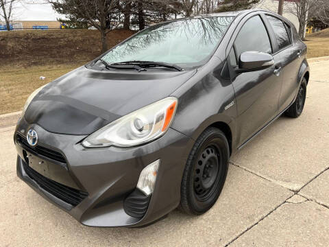 2016 Toyota Prius c for sale at Raptor Motors in Chicago IL