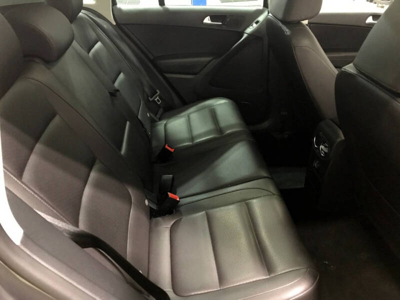 2015 Volkswagen Tiguan SEL 4Motion