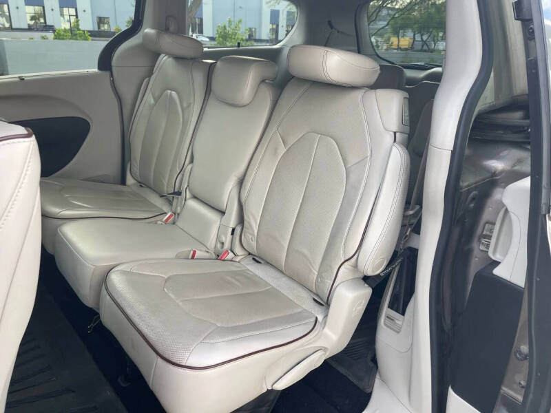 2017 Chrysler Pacifica Limited