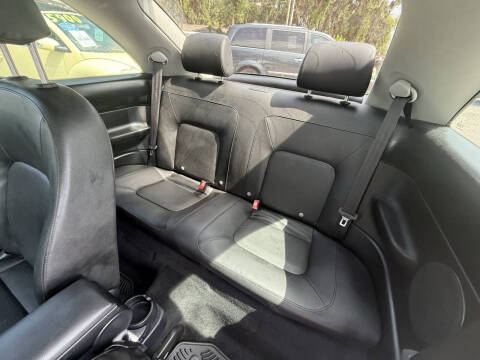 2010 Volkswagen New Beetle