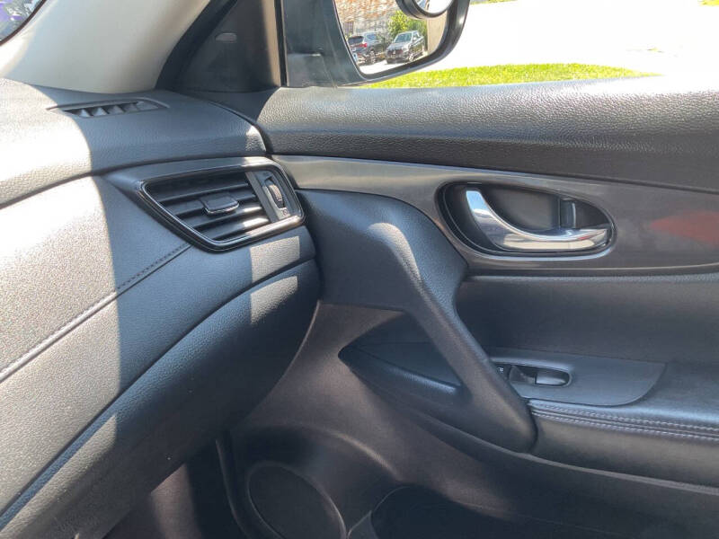 2018 Nissan Rogue S