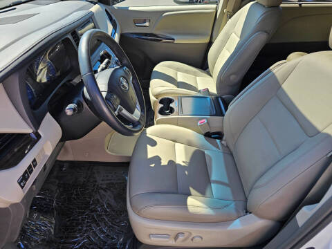 2017 Toyota Sienna