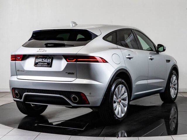 2019 Jaguar E-PACE P300 R-Dynamic SE