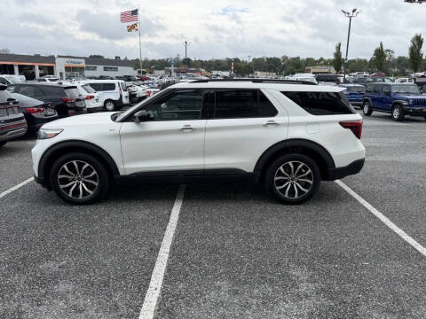 2022 Ford Explorer ST-Line