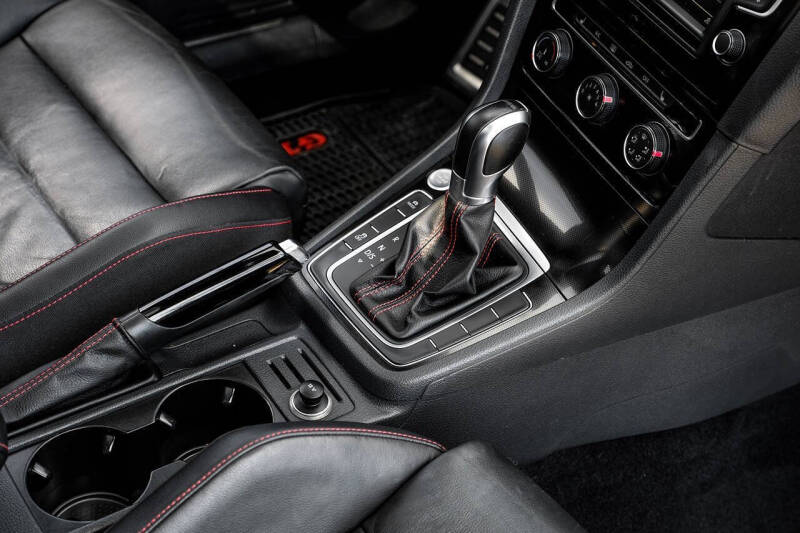 2016 Volkswagen Golf GTI Autobahn