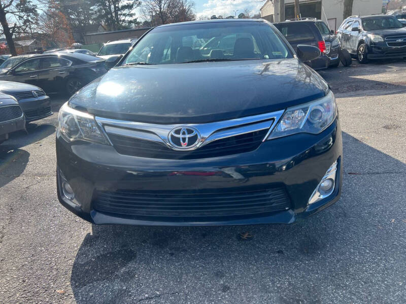 2012 Toyota Camry XLE photo 3