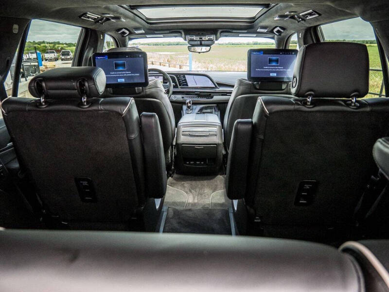 2023 Cadillac Escalade-V