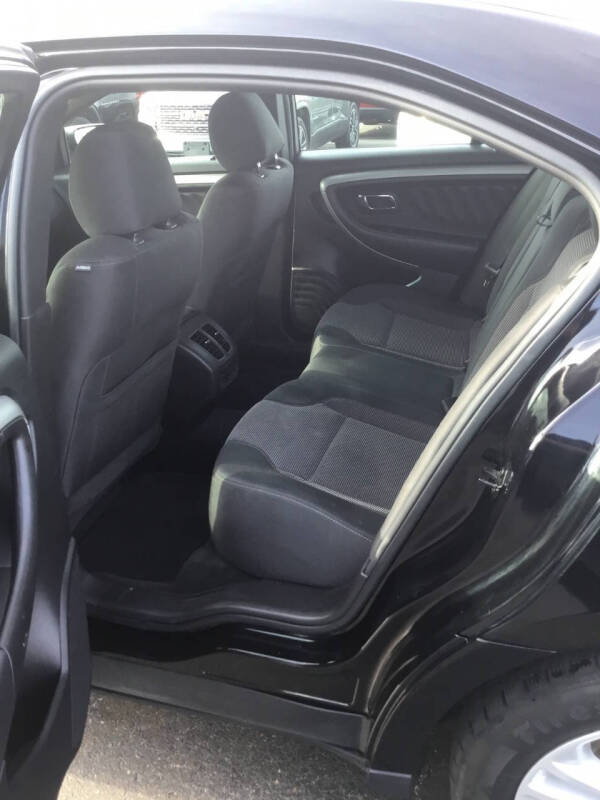 2016 Ford Taurus SEL