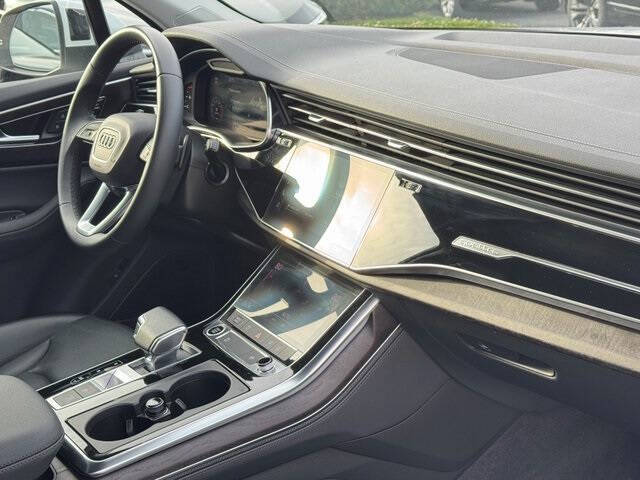 2023 Audi Q7 quattro Premium Plus 55 TFSI
