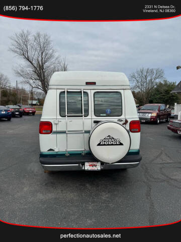 1997 Dodge Ram Van 2500