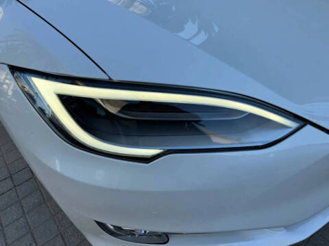 2017 Tesla Model S 75D
