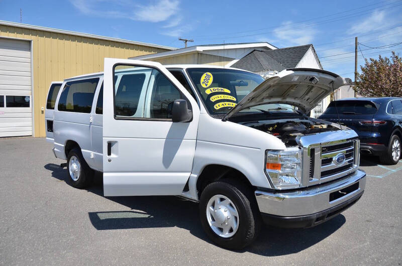 2008 Ford E-Series E-150 XLT
