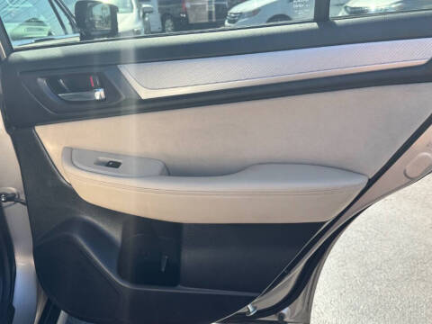 2017 Subaru Outback 2.5i Premium