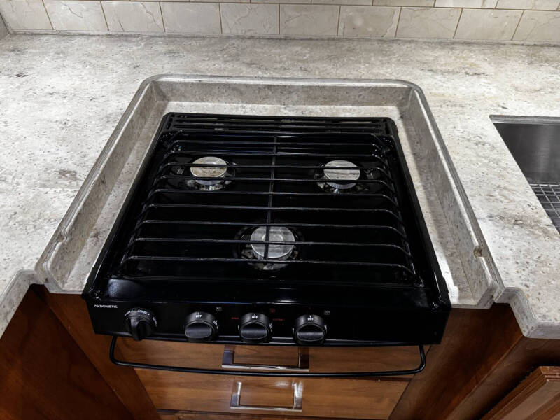 2018 Tiffin Allegro RED