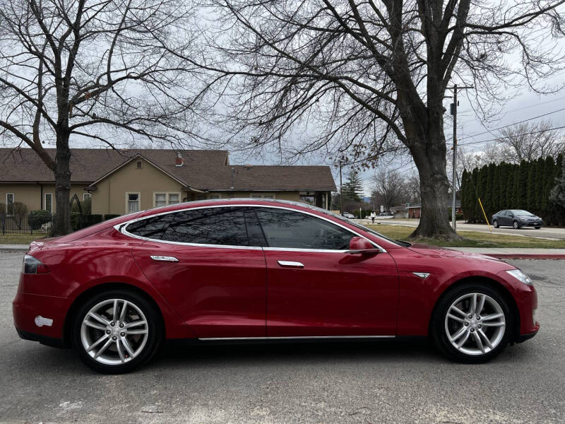 2014 Tesla Model S 85