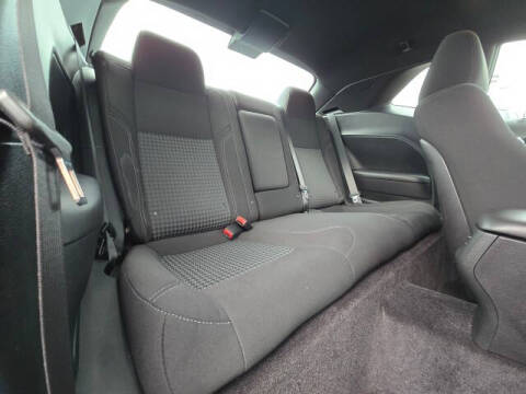 2017 Dodge Challenger SXT