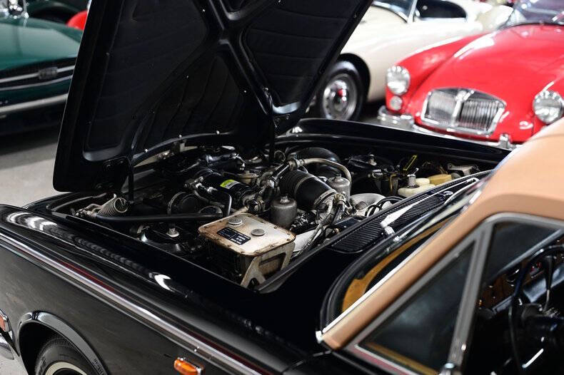 1972 Rolls-Royce SILVER CLOUD LWB