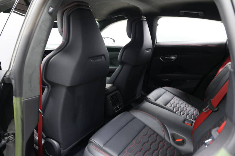 2022 Audi RS e-tron GT quattro