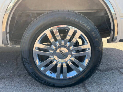 2008 Lincoln Mark LT