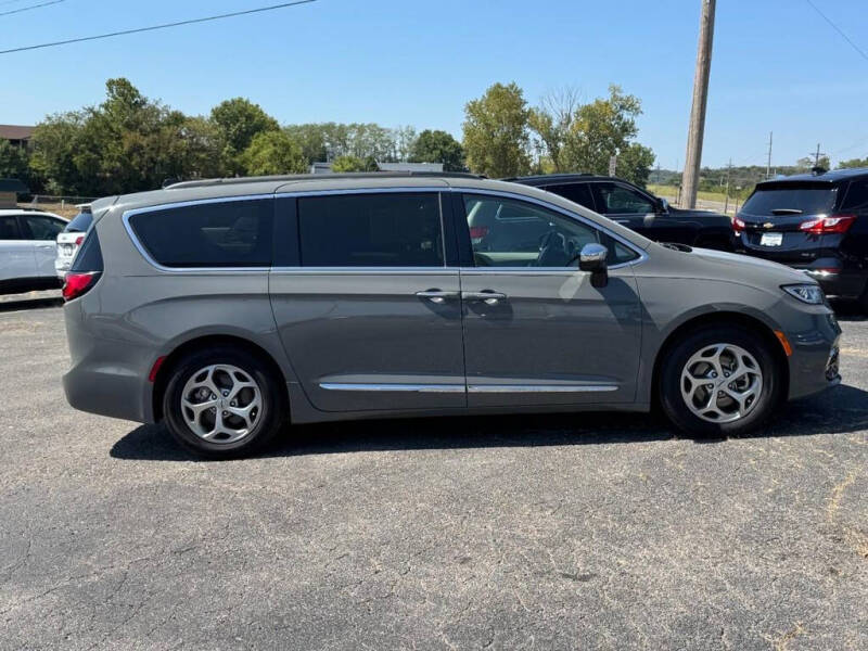 2023 Chrysler Pacifica Limited