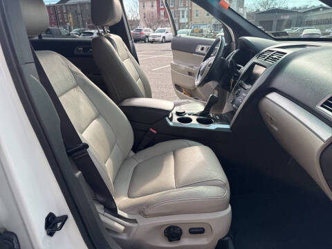 2011 Ford Explorer XLT