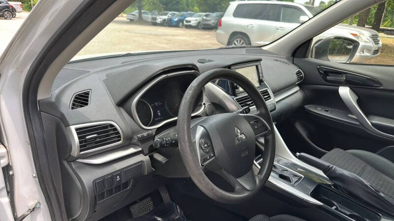 2020 Mitsubishi Eclipse Cross ES