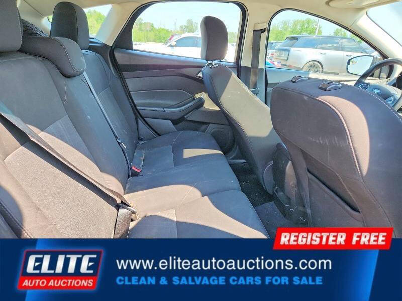 2016 Ford Focus SE