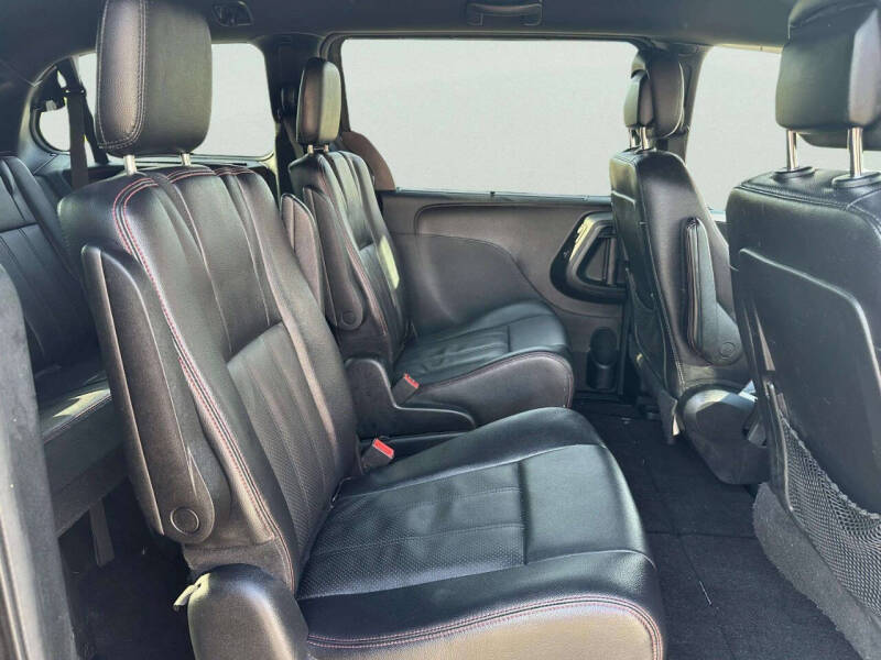 2014 Dodge Grand Caravan R/T