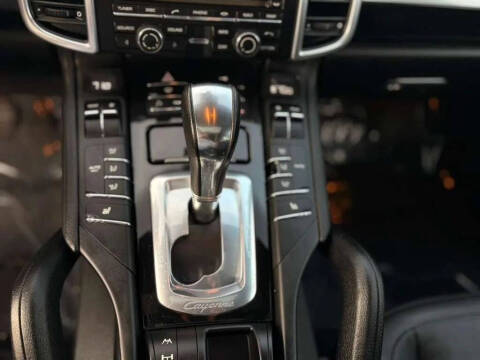 2011 Porsche Cayenne Tiptronic