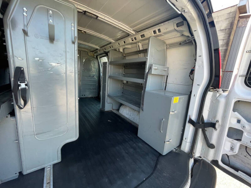 2015 Chevrolet Express 2500