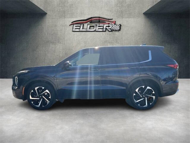 2022 Mitsubishi Outlander SE