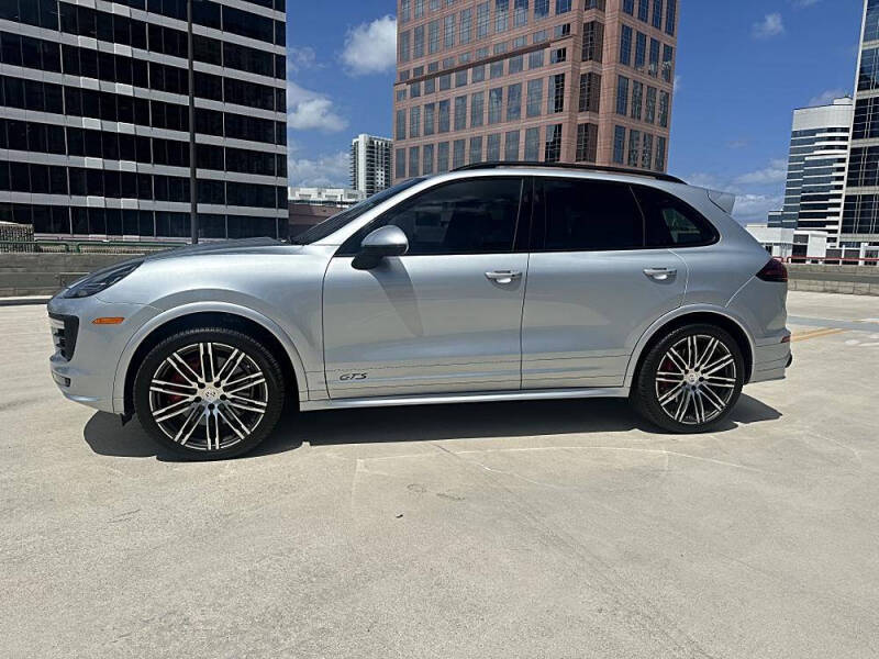 2016 Porsche Cayenne GTS