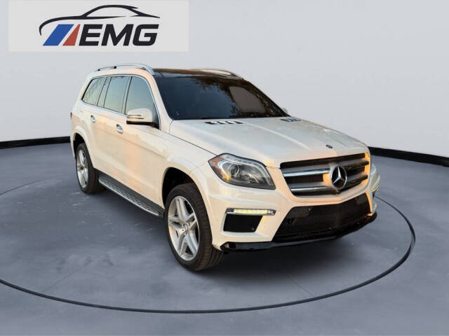 2015 Mercedes-Benz GL-Class GL550's photo