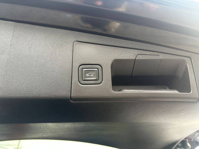 2022 Cadillac XT5 Luxury