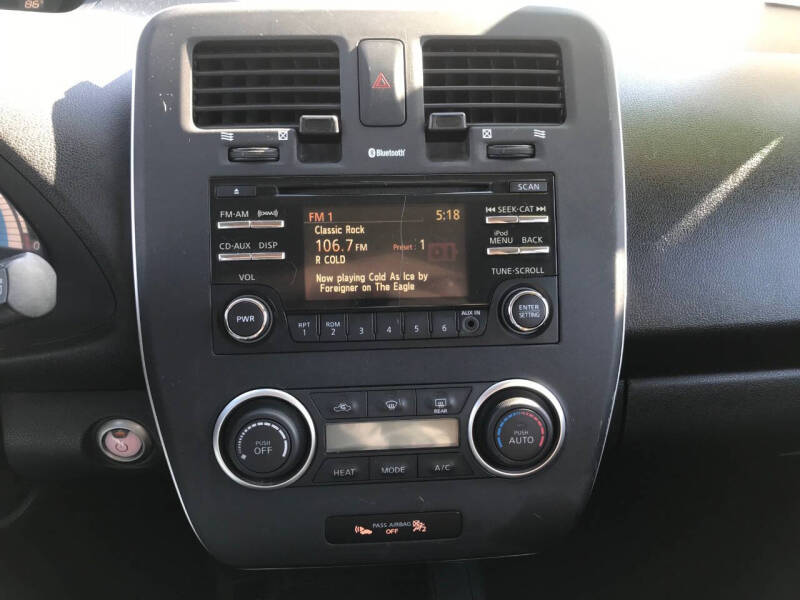 2013 Nissan LEAF S