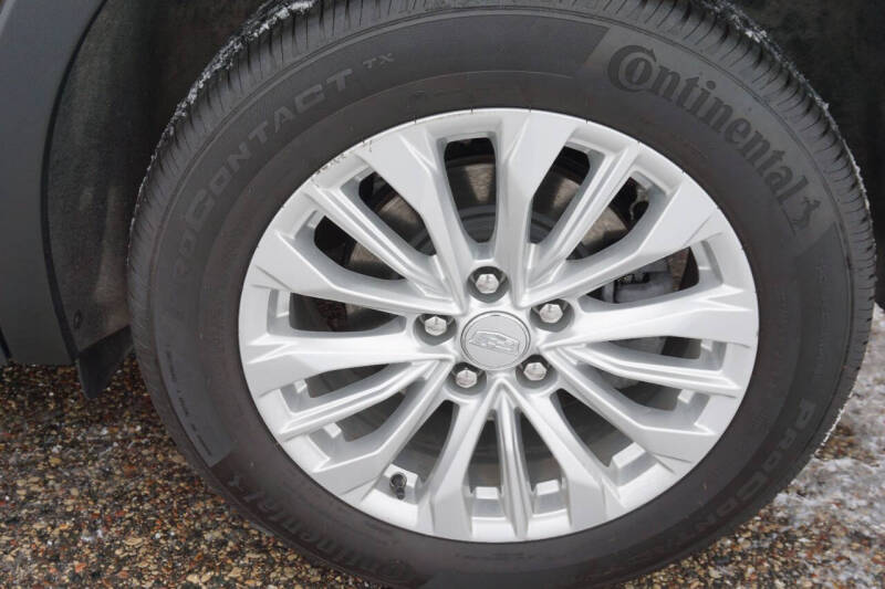 2024 Cadillac XT4 Luxury