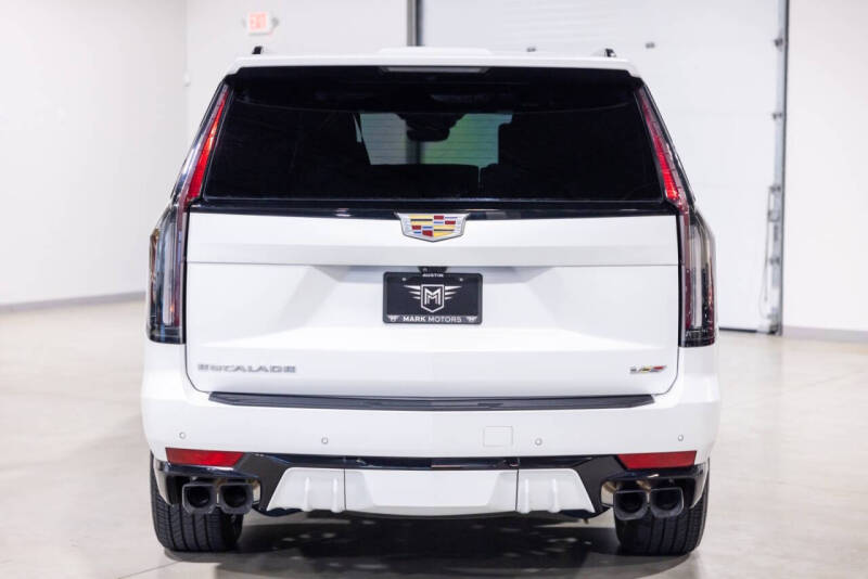 2024 Cadillac Escalade-V