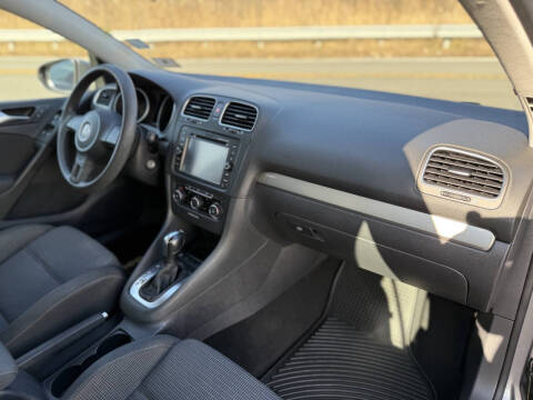 2012 Volkswagen Golf 2.5L PZEV