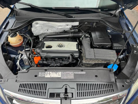 2010 Volkswagen Tiguan Wolfsburg Edition 4Motion