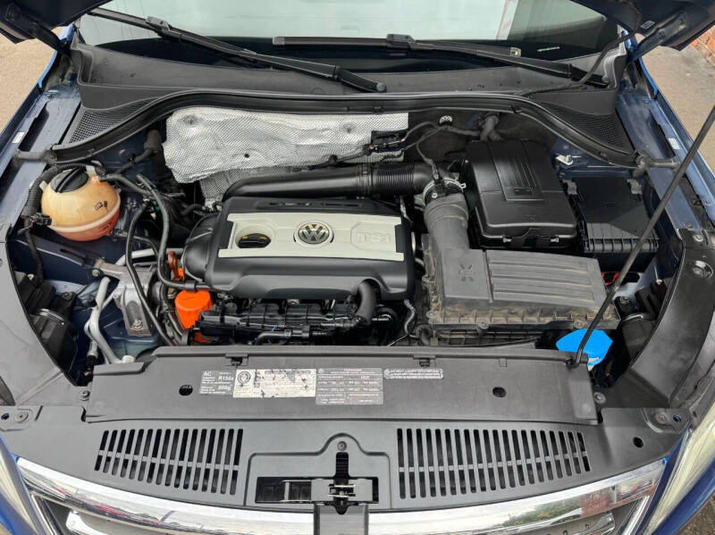 2010 Volkswagen Tiguan Wolfsburg Edition 4Motion