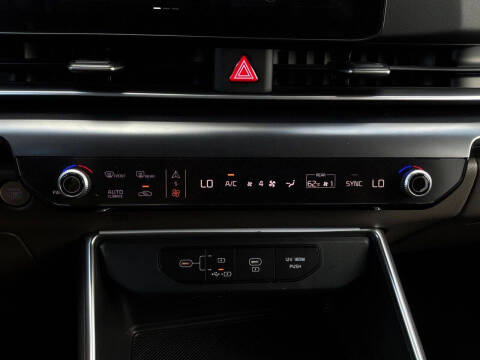 2026 Kia Carnival LXS
