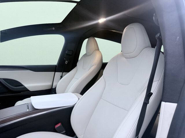 2021 Tesla Model X Long Range