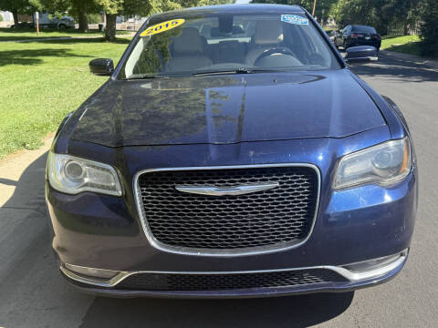 2015 Chrysler 300 Limited