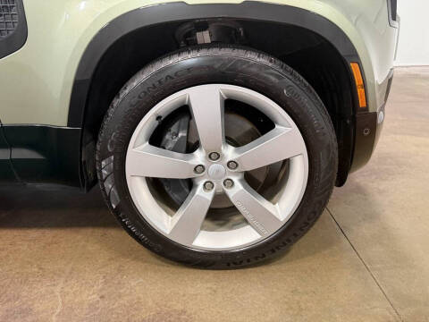 2024 Land Rover Defender 90 P400 X-Dynamic SE