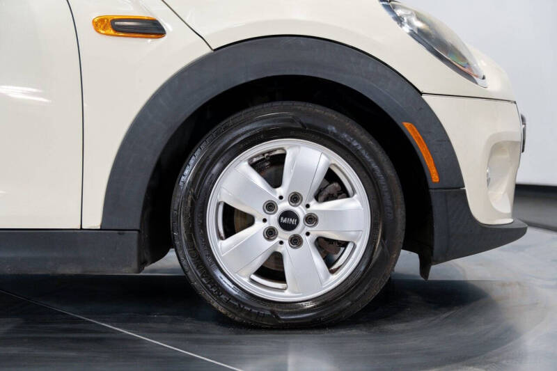 2016 MINI Hardtop 4 Door Cooper