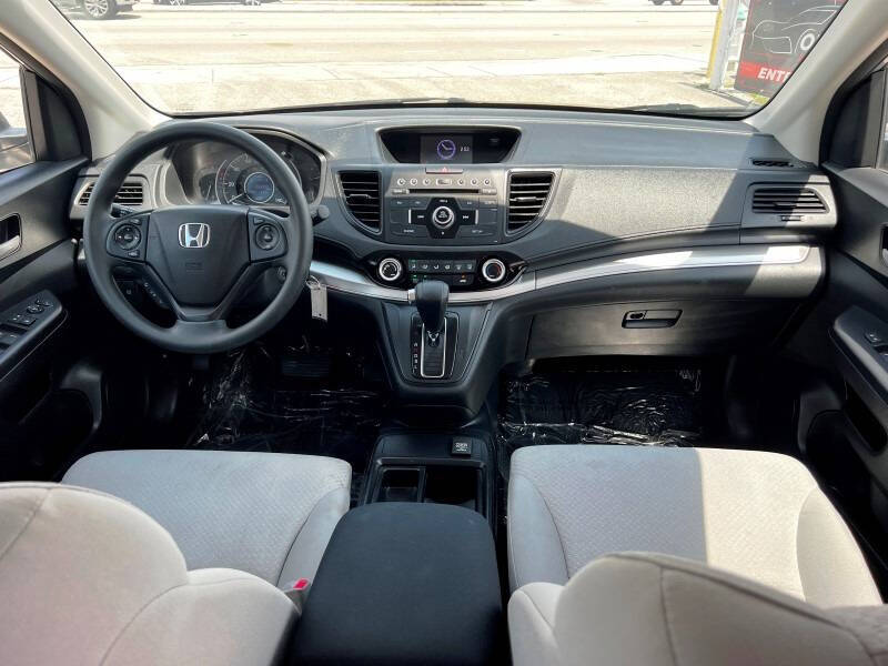 2016 Honda CR-V LX photo 17