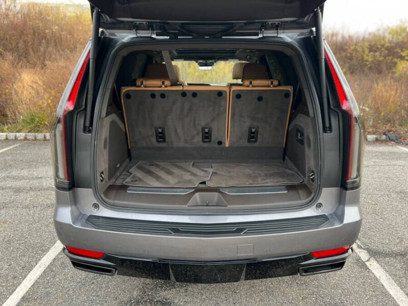 2021 Cadillac Escalade Sport