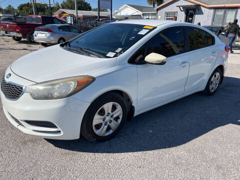 2016 Kia Forte for sale at AUTOBAHN MOTORSPORTS INC in Orlando FL